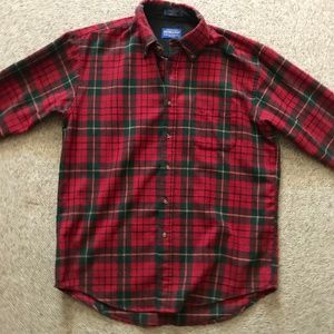 Pendleton's FITTED BUTTON-DOWN FIRESIDE SHIRT